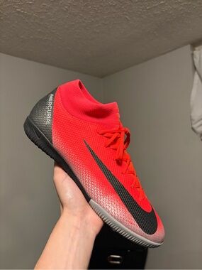 Nike SuperFly 6 Elite CR7 IC Chapter 7 Crimson Chrome Men’s AJ3571-600 Size 10US